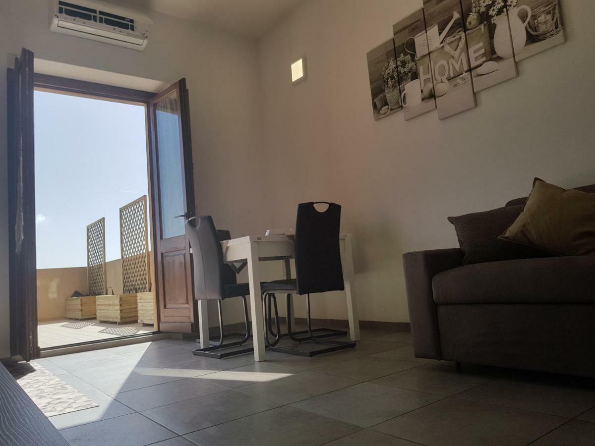 Giuly Home One Cabras Luaran gambar