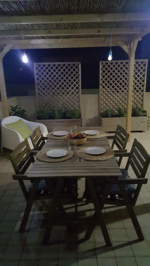 Giuly Home One Cabras Luaran gambar